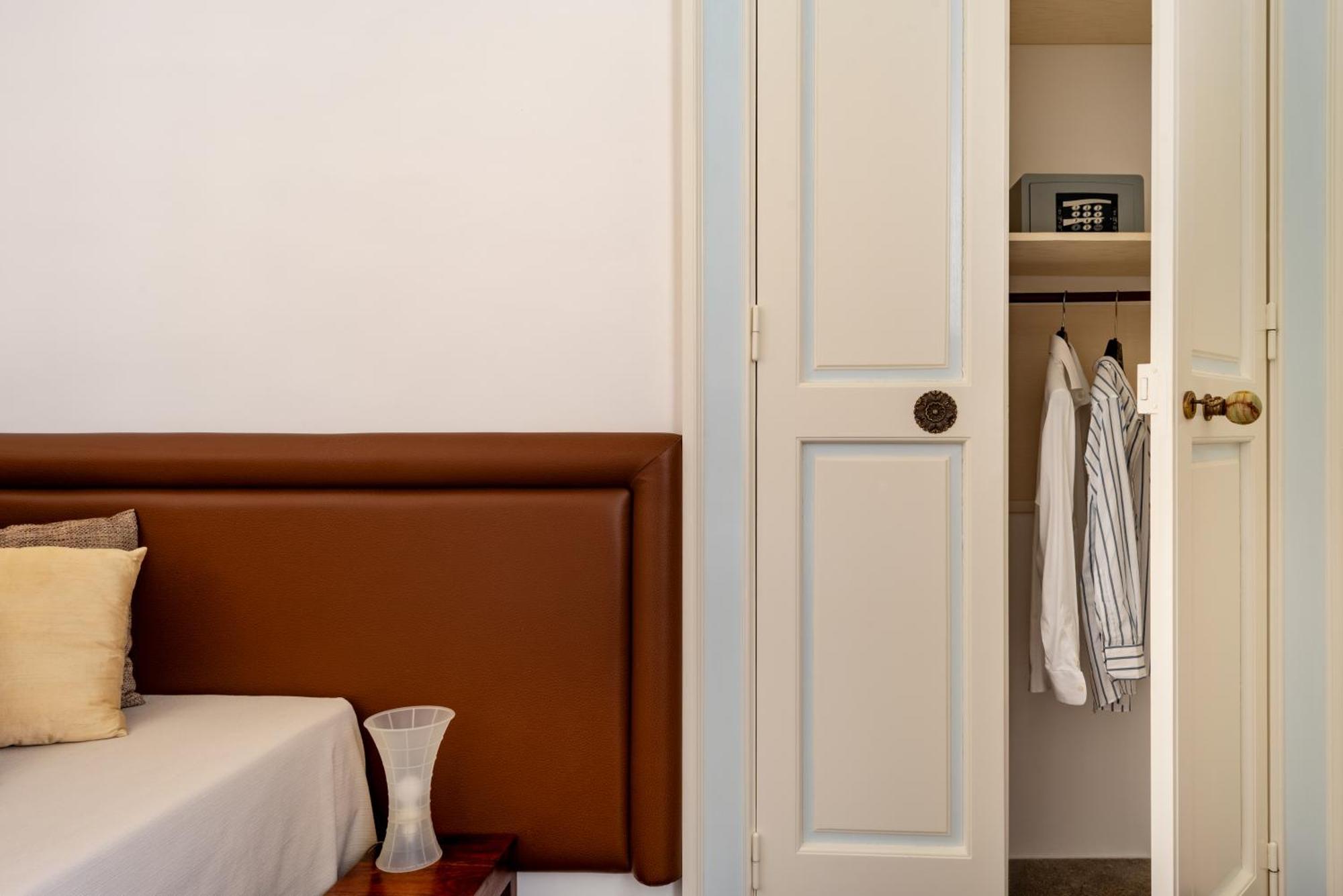 Palazzo De Tomasi B&B Gallipoli Bagian luar foto