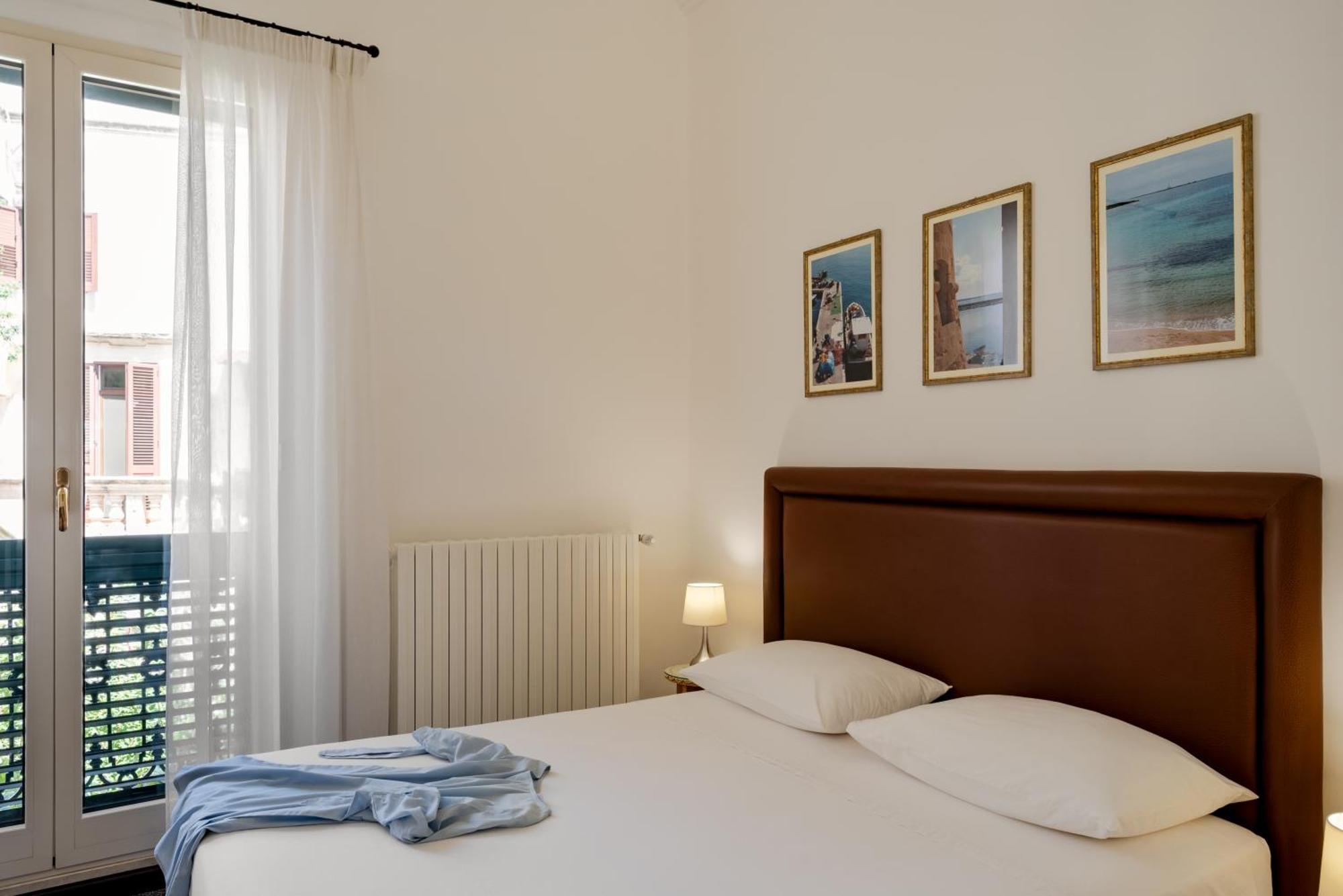 Palazzo De Tomasi B&B Gallipoli Bagian luar foto