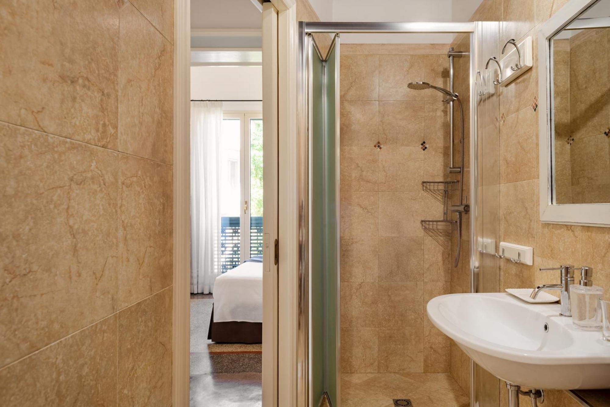 Palazzo De Tomasi B&B Gallipoli Bagian luar foto